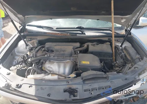 2014 Toyota Camry Se z USA, uszkodzony, nr VIN 4T1BF1FK5EU857092